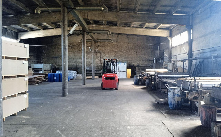 Производственное помещение со своим офисом фото