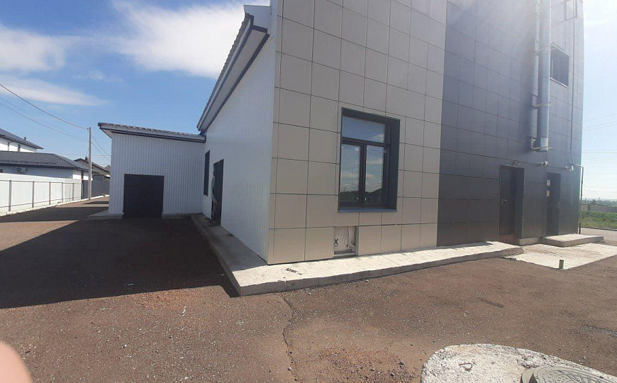 2 этажное здание в д.Байрак на Березовая 1 В фото