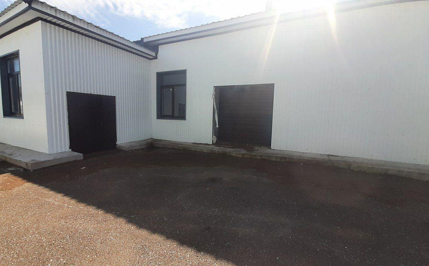 2 этажное здание в д.Байрак на Березовая 1 В фото