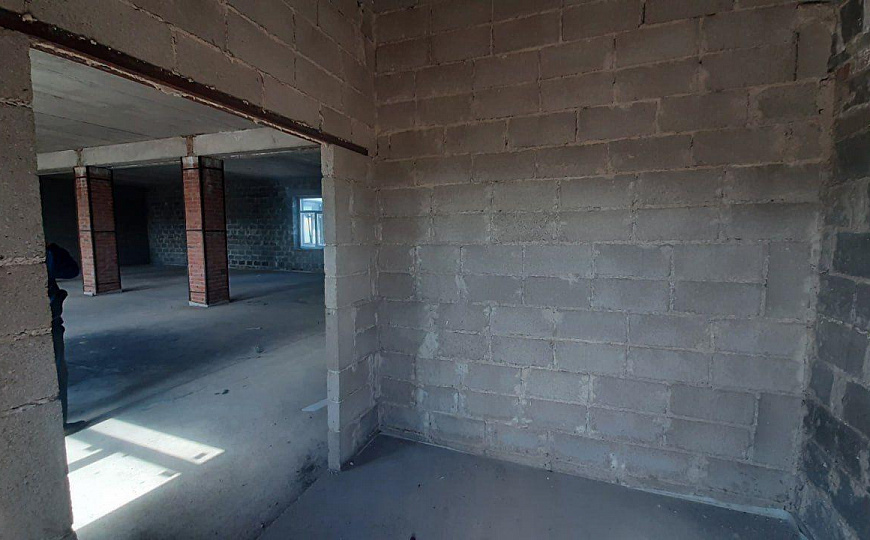 2 этажное здание в д.Байрак на Березовая 1 В фото