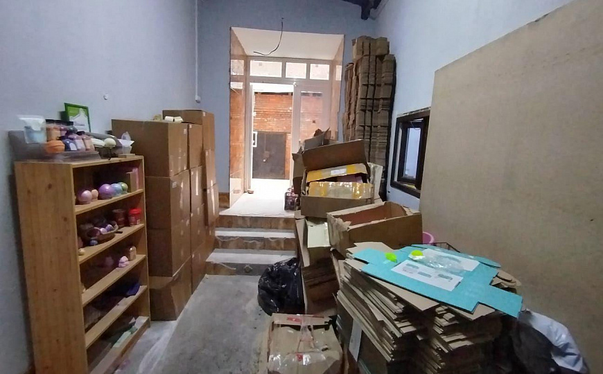 Сдам складские помещения, от 25,2 м² до  300 м (Ком. платежи входят в стоимость!!) фото