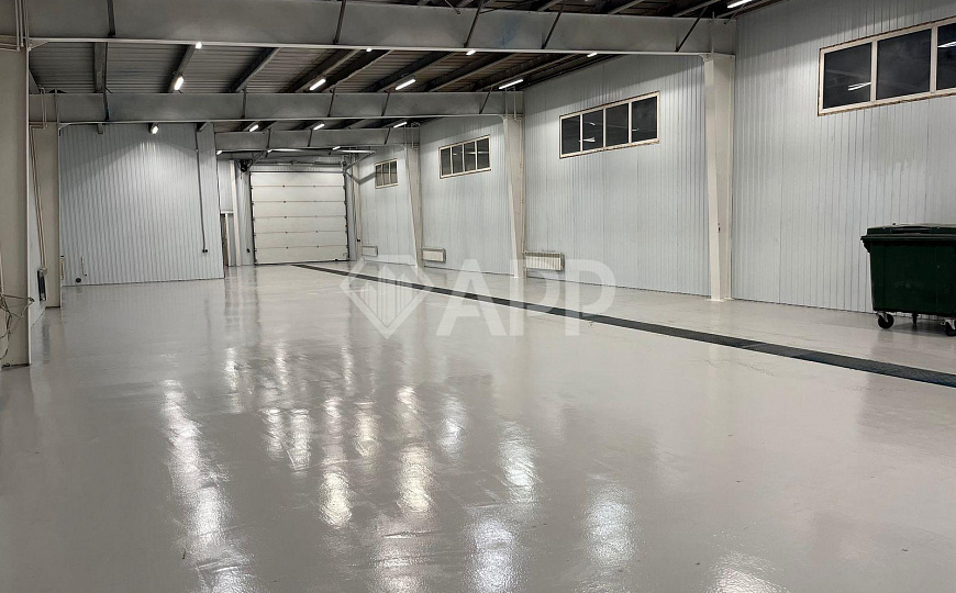 Отдельно стоящее здание 436 м² фото