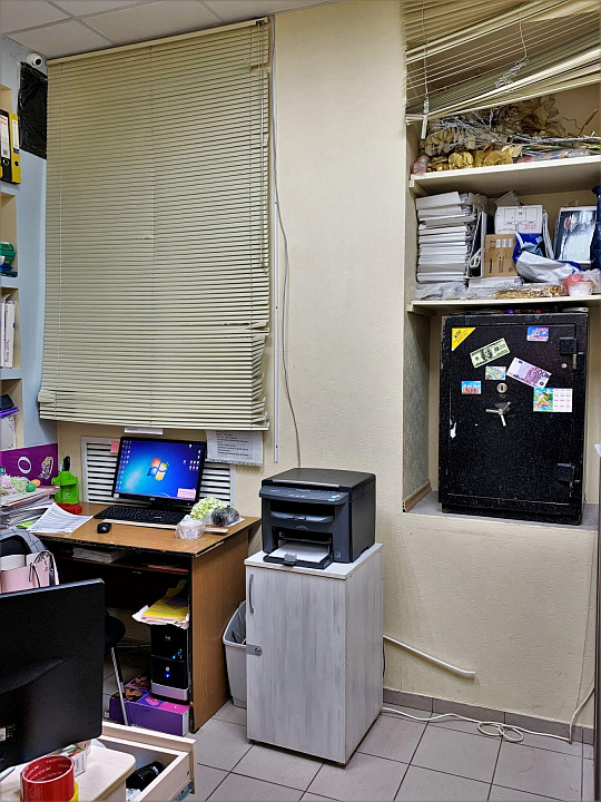 Продам торговое помещение, 131 м² фото