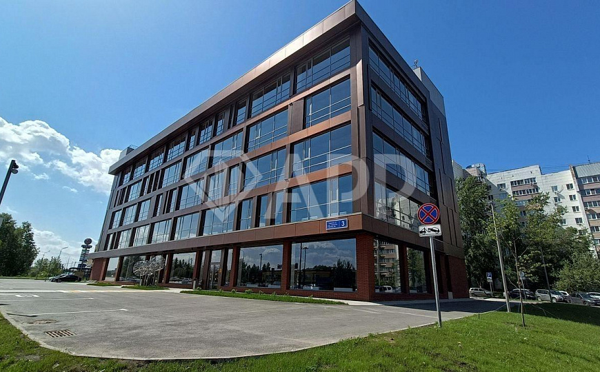 Сдам 387 м² первом этаже фото