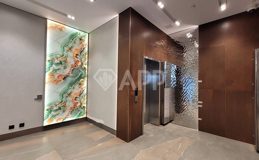 Сдам 387 м² первом этаже фото