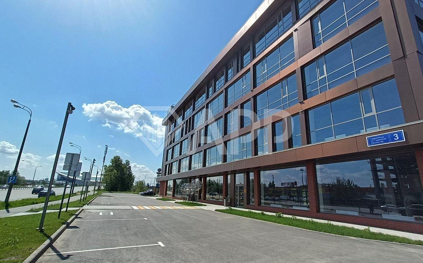 Сдам 387 м² первом этаже фото