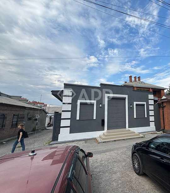 Перекресток/парковка/2входа/зона разгрузки/50квт фото