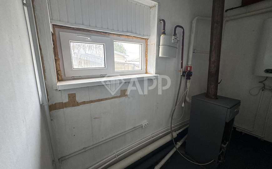 Перекресток/парковка/2входа/зона разгрузки/50квт фото