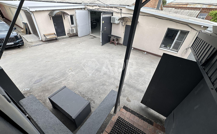 Перекресток/парковка/2входа/зона разгрузки/50квт фото