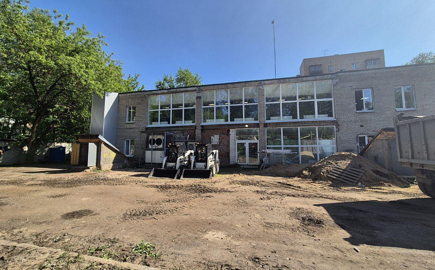 Продам здание с земельным участком 15,6 соток с сетевыми арендаторами фото