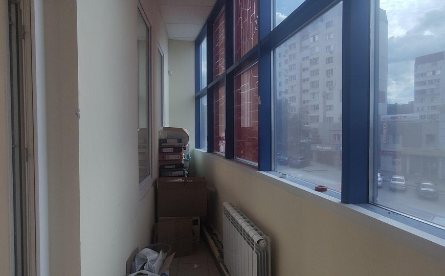 Помещение рядом с Солнечным рынком на трафике, 200 м2 фото