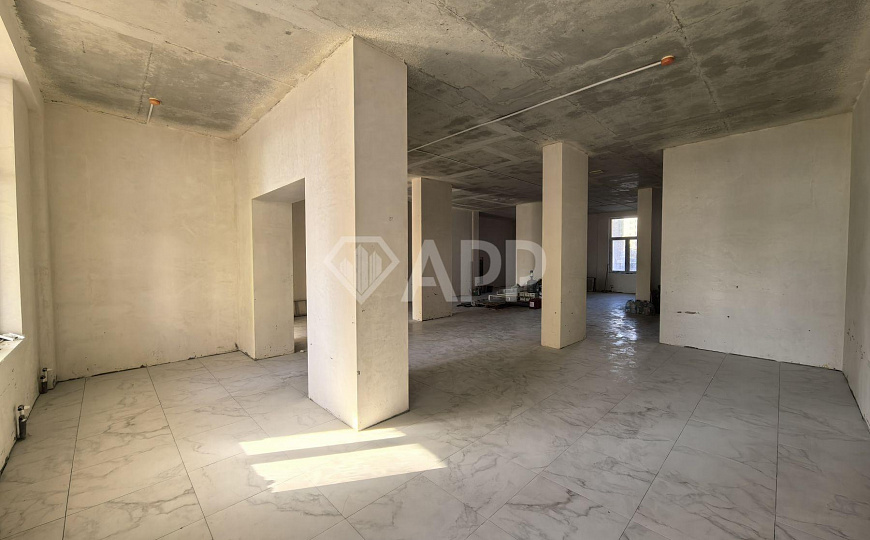 Продам торговое помещение, 158 м² фото