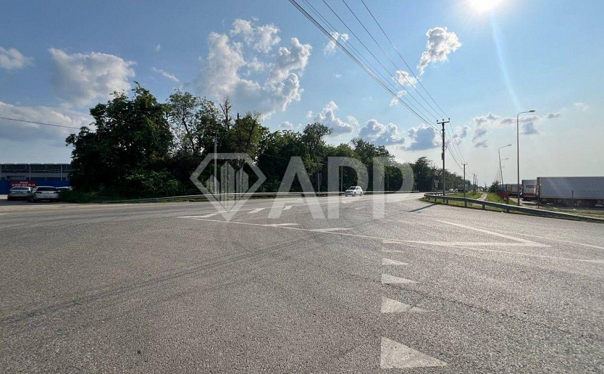 Сдаю складское помещение, 1350 м² фото