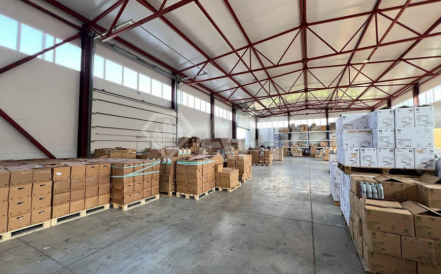 Сдаю складское помещение, 1350 м² фото