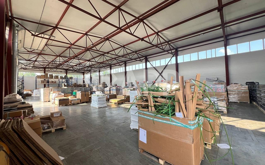 Сдаю складское помещение, 1350 м² фото