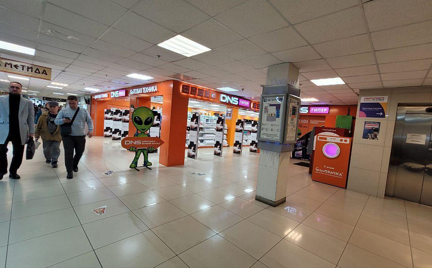 Помещение свободного назначения 86 м2 в торговом центре фото