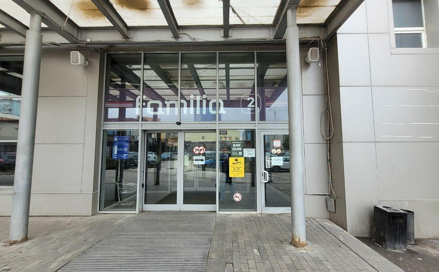 Помещение свободного назначения 86 м2 в торговом центре фото