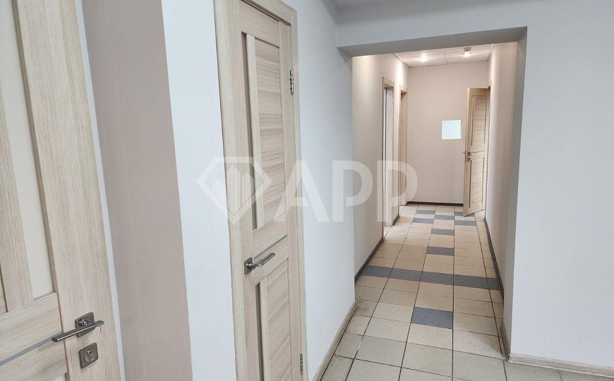 Сдаю 204м² в центре фото