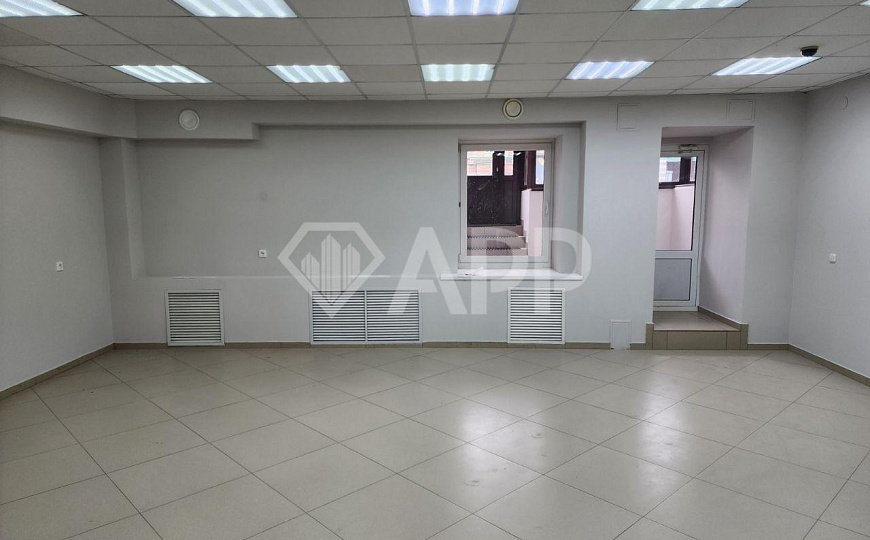 Сдаю 204м² в центре фото