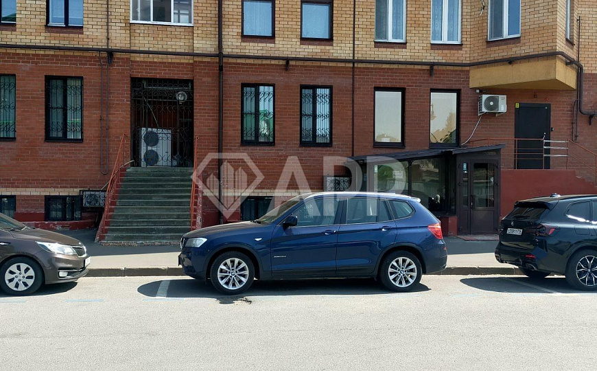 Сдаю 204м² в центре фото