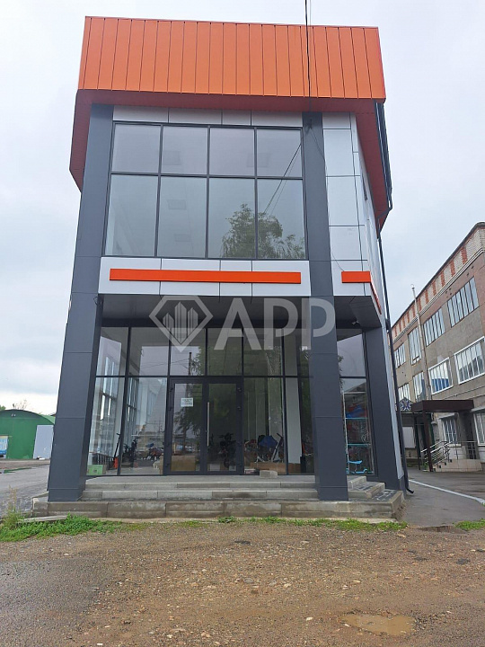 Сдам помещение свободного назначения 487 м² фото