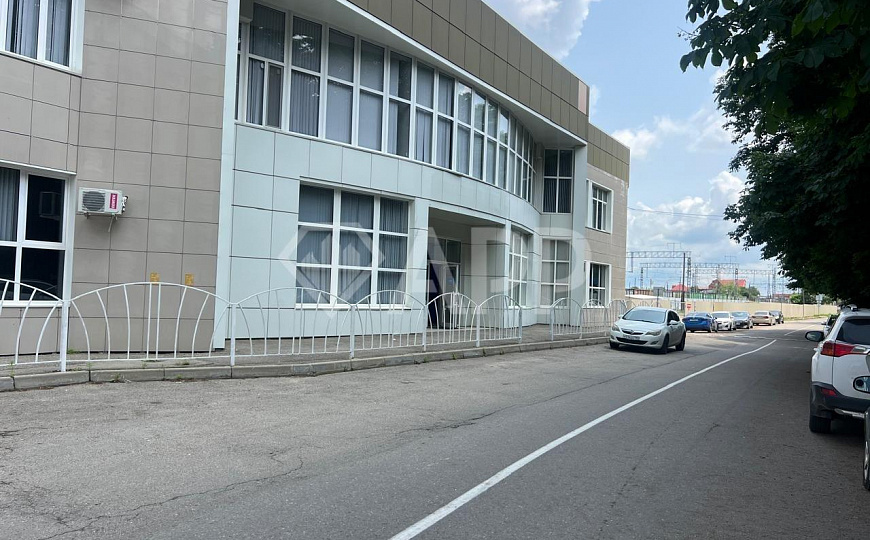 Сдам помещение свободного назначения, 310 м² фото