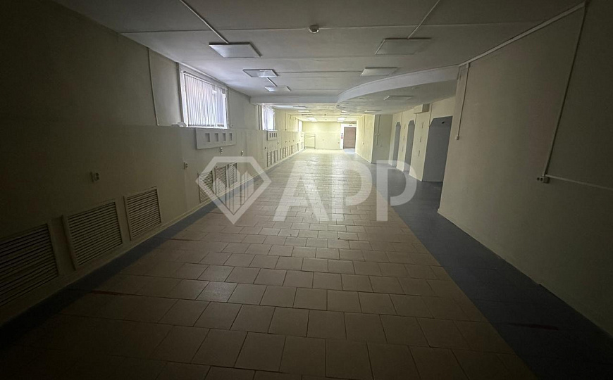 Продам помещение свободного назначения, 882,2 м² фото