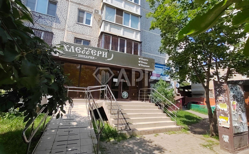 Сдаю торговое помещение, 80 м² фото