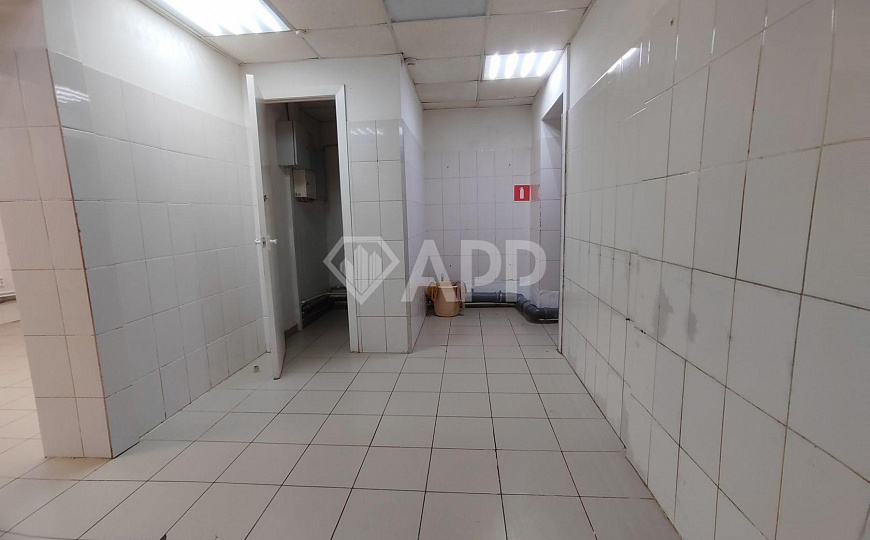 Сдаю торговое помещение, 80 м² фото