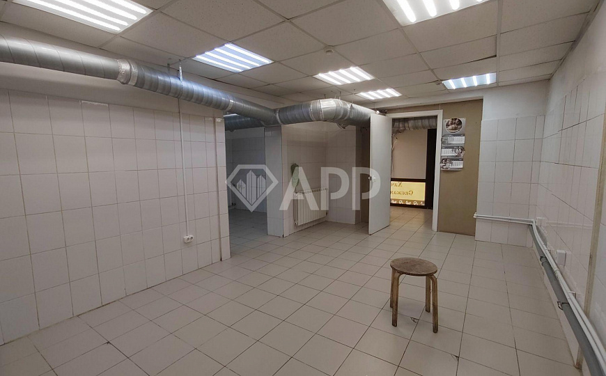 Сдаю торговое помещение, 80 м² фото