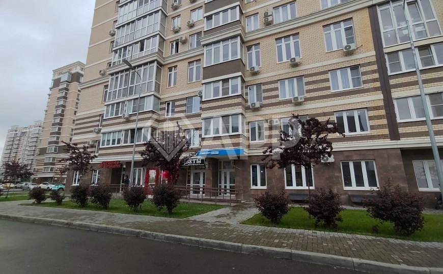 Сдаю торгово офисное  помещение, 77 м² 1 этаж  фото