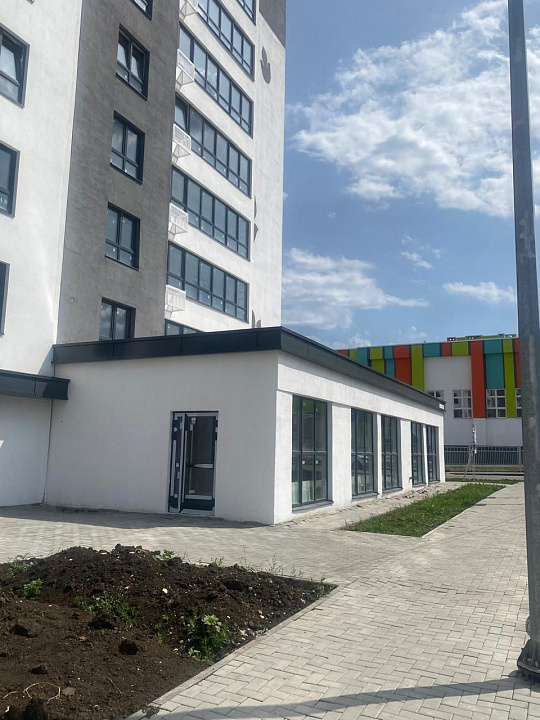 Помещение свободного назначения 275 м2. Булгаковский парк. фото