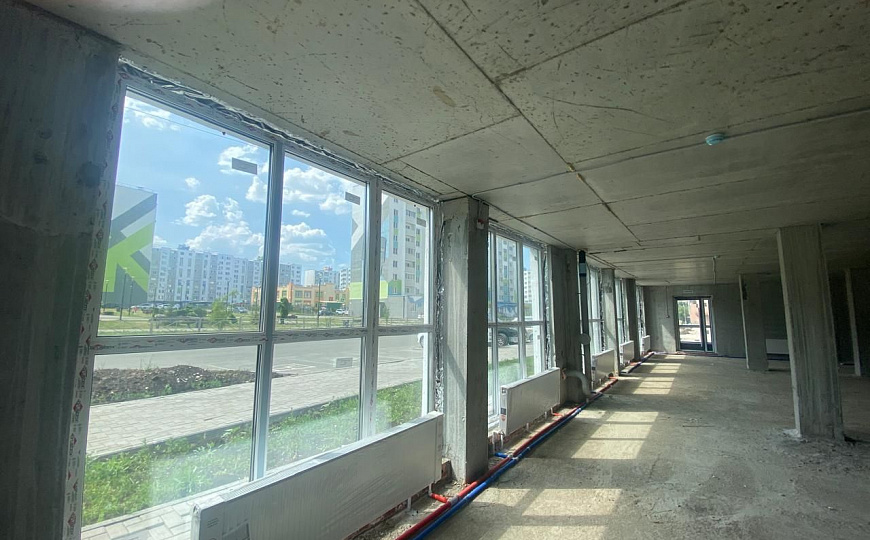 Помещение свободного назначения 275 м2. Булгаковский парк. фото