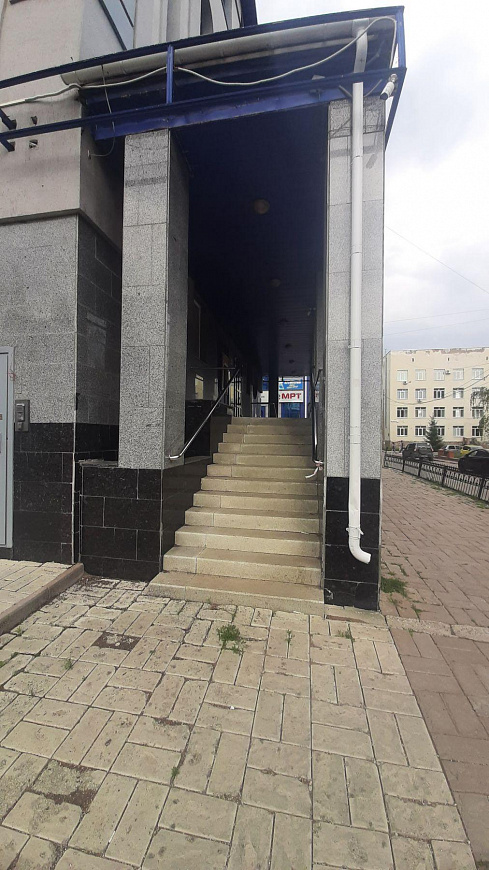 Помещение банка на Коммунистическая 85А фото