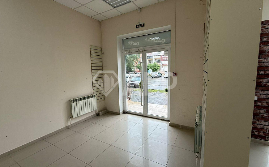 Сдам торговое помещение 91 м² фото