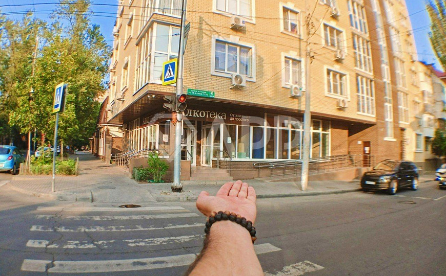 Угол/1эт/Фасад/Трафик фото