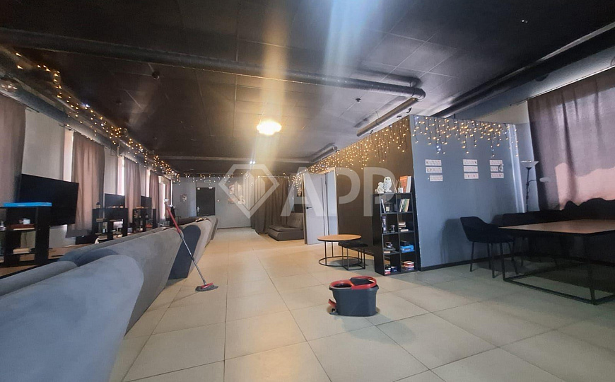 Сдам помещение свободного назначения 180 м² фото