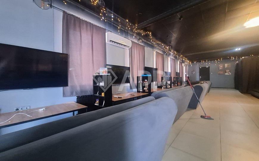 Сдам помещение свободного назначения 180 м² фото