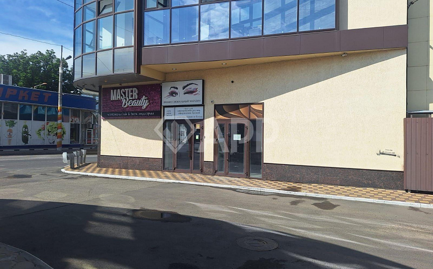 Сдам торговое помещение, 51 м² фото