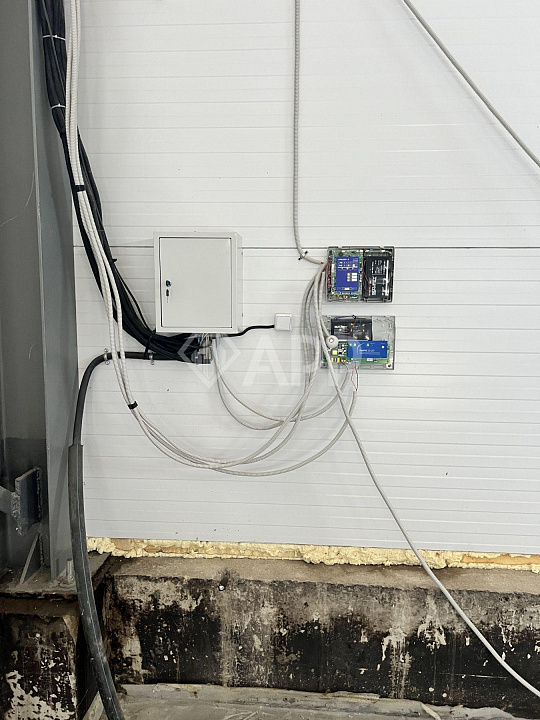 Сдам складское помещение,  1000 фото