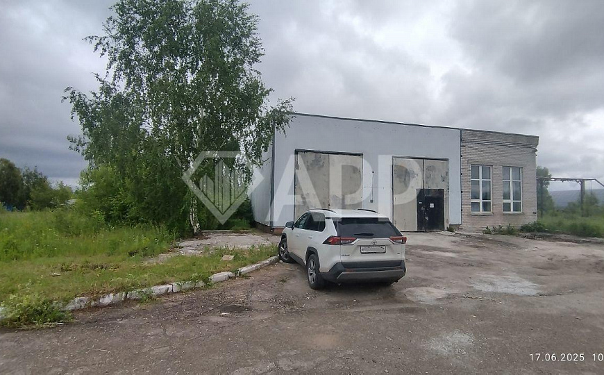 Помещение свободного назначения с офисами фото