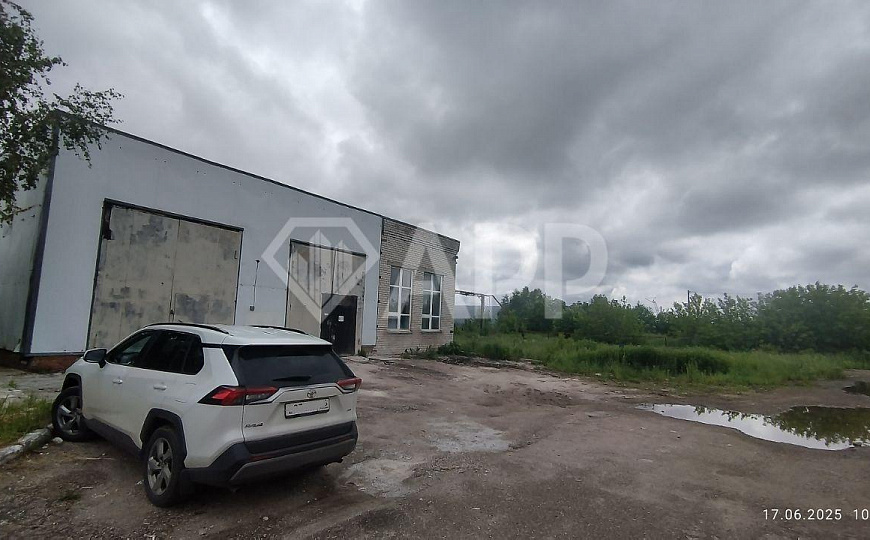 Помещение свободного назначения с офисами фото