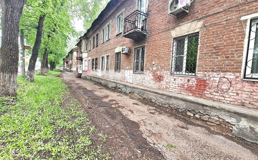 Торговое помещение 37,5 м² на 1 линии фото