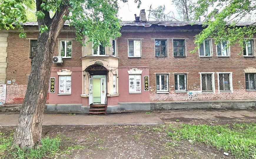 Торговое помещение 37,5 м² на 1 линии фото