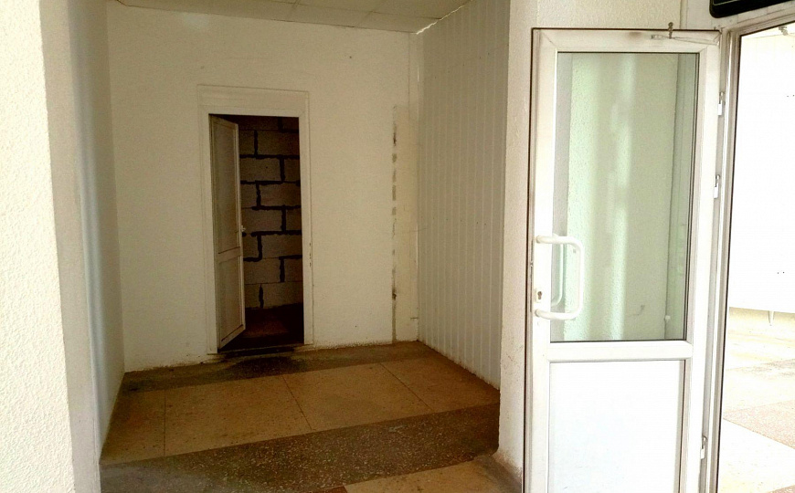 Торговое помещение 100 м2 фото