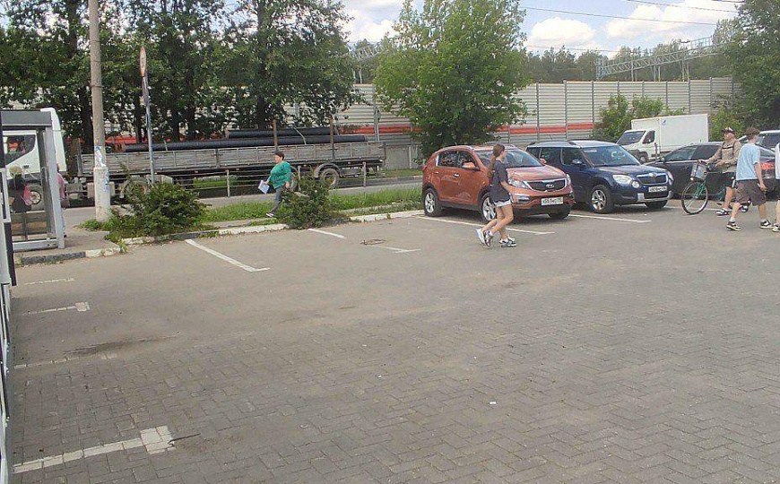 Сдам павильон на высоком трафике от 25 м или 50 м фото