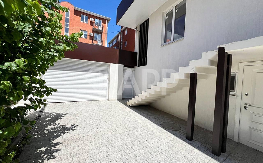 Офис/Медицина/Отель/Масаж.салон 312 м2/624м2/Центр города фото