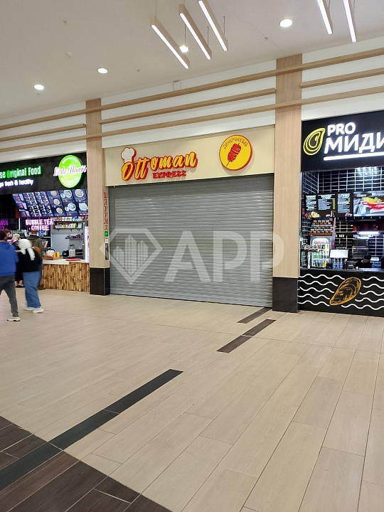 Корнер на ФУД молле в ТРЦ ОТРАДА фото