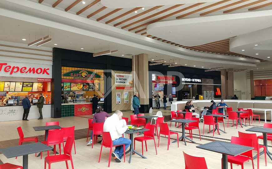 Корнер на ФУД молле в ТРЦ ОТРАДА фото