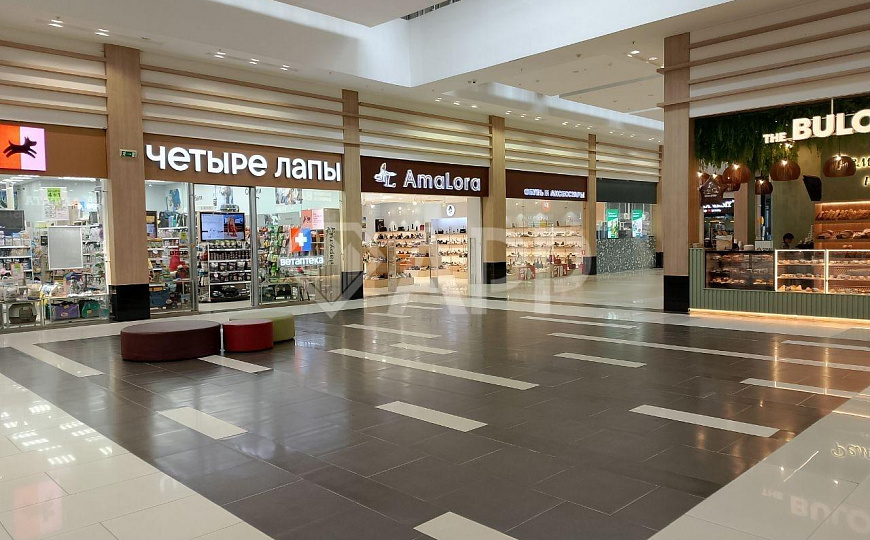 Корнер на ФУД молле в ТРЦ ОТРАДА фото